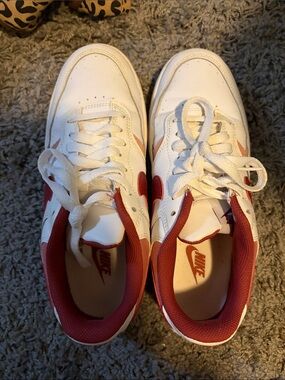 Nike White Sneakers with Red Accents Low-Top